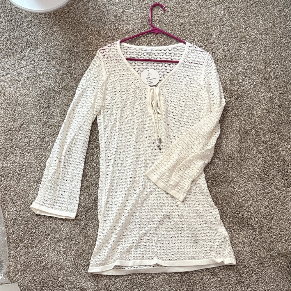 Women's Cream Lace Top
